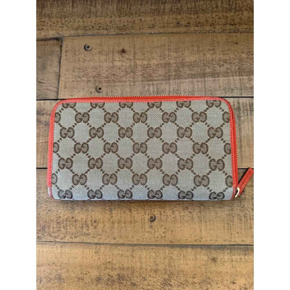 Gucci Wallet Womens Beige GG Canvas Red Leather Zip Around Continental Logo